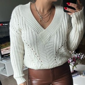 Urban outfitters light sweater